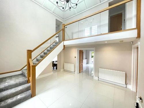 Bespoke Oak Glass Staircase