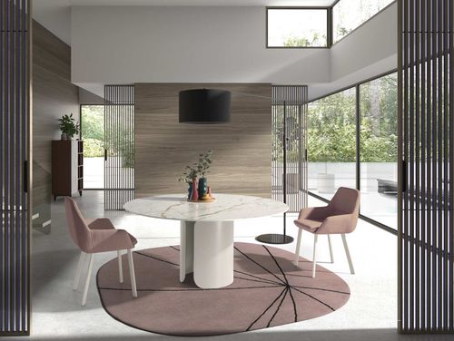 Loop Round Dining Table
