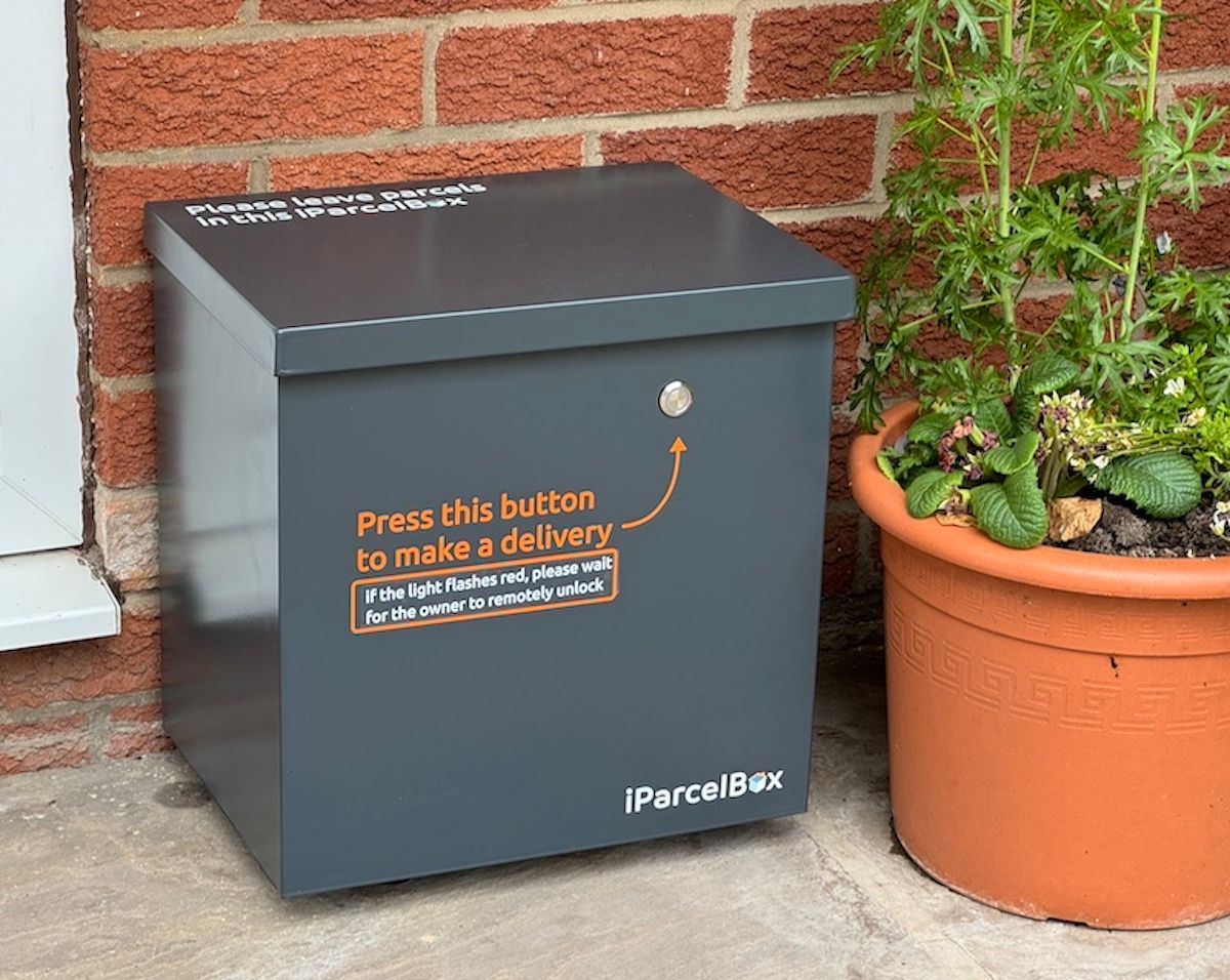 iParcelBox Smart Parcel Delivery Box - Medium