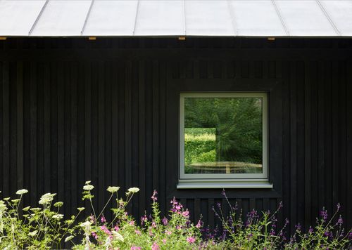 P31A Outward Opening Alu-Clad Triple-Glazed Window
