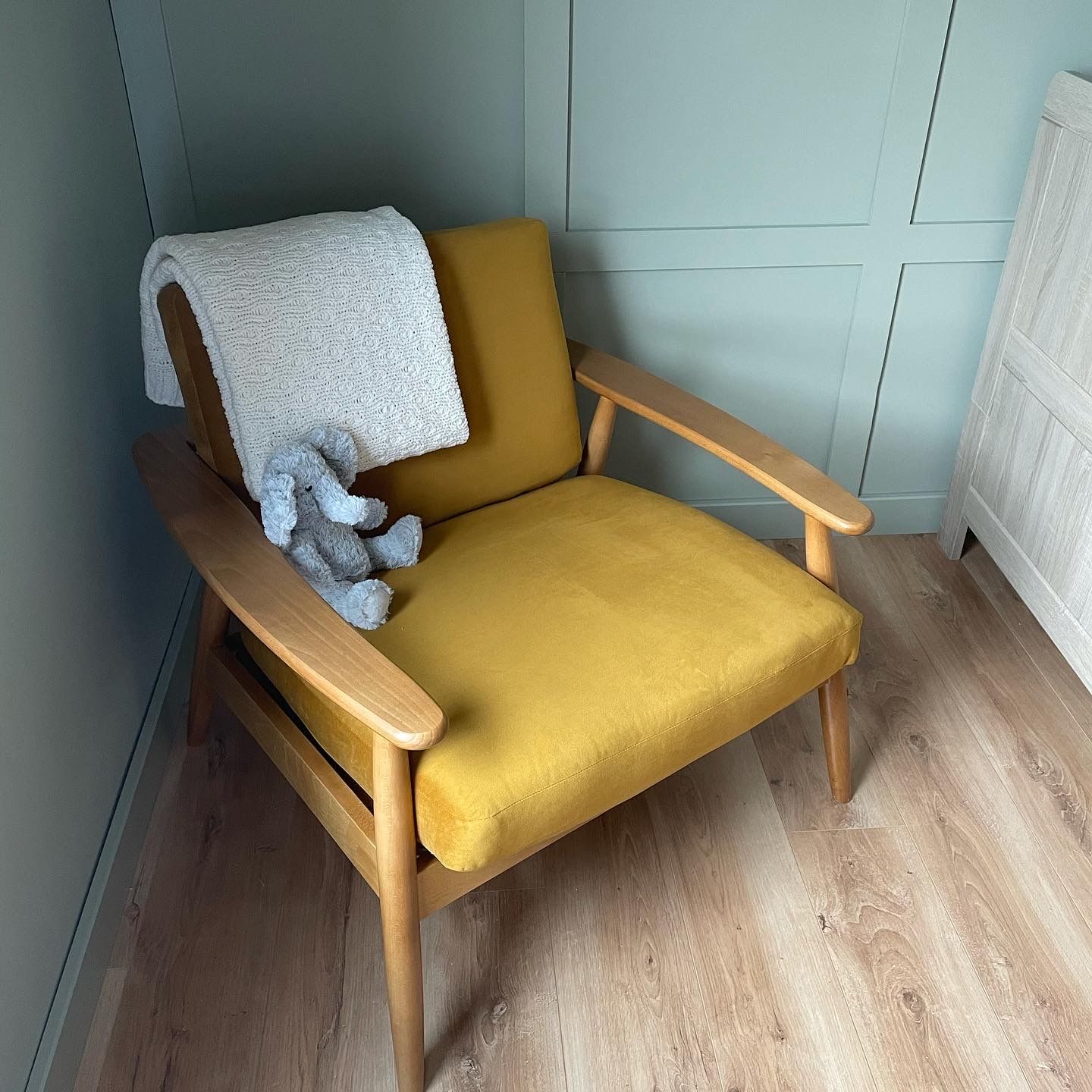 Demure Chair