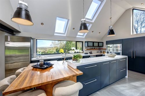 Slender framed aluminium windows