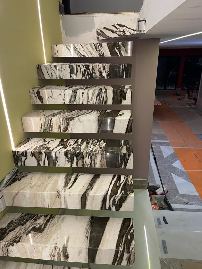 Panda White Marble Steps with Seamless Vein Matching