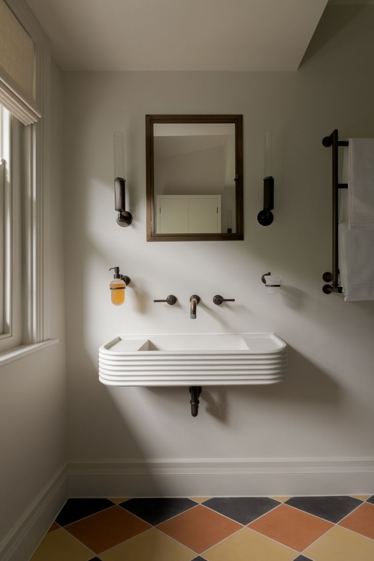 Brass and bronze taps