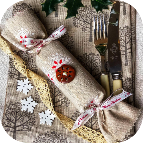 Linen Crackers