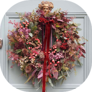 How to Make A Festive Wreath: A Step-By-Step Tutorial