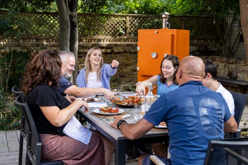 The ultimate Christmas present for people who love to cook, is the outdoor oven that's the ultimate way to cook
