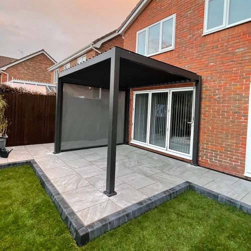 ROTA LOUVERED PERGOLA