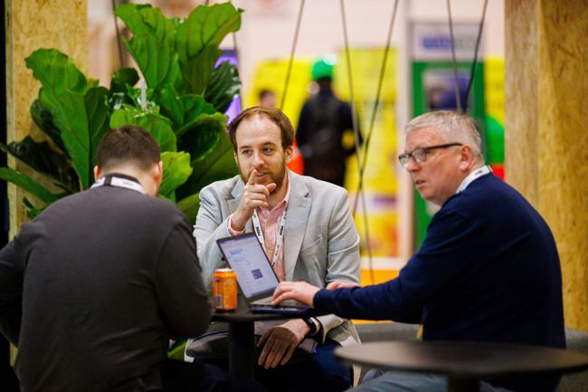 UK CONSTRUCTION WEEK ANNOUNCES STRATEGIC PARTNERSHIP WITH PROCUREMENT HUB FOR SHOW’S POPULAR BUYERS LOUNGE