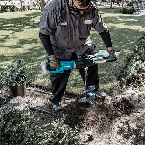Makita 40v XGT DG001 Earth Auger