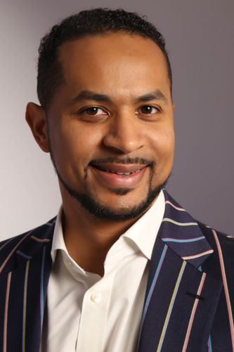 Dr Nicholas Peat - 