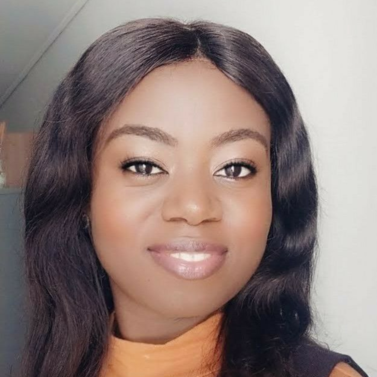 Dolly Akinde