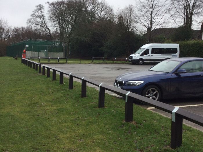 hanit® Ultra Knee Rail