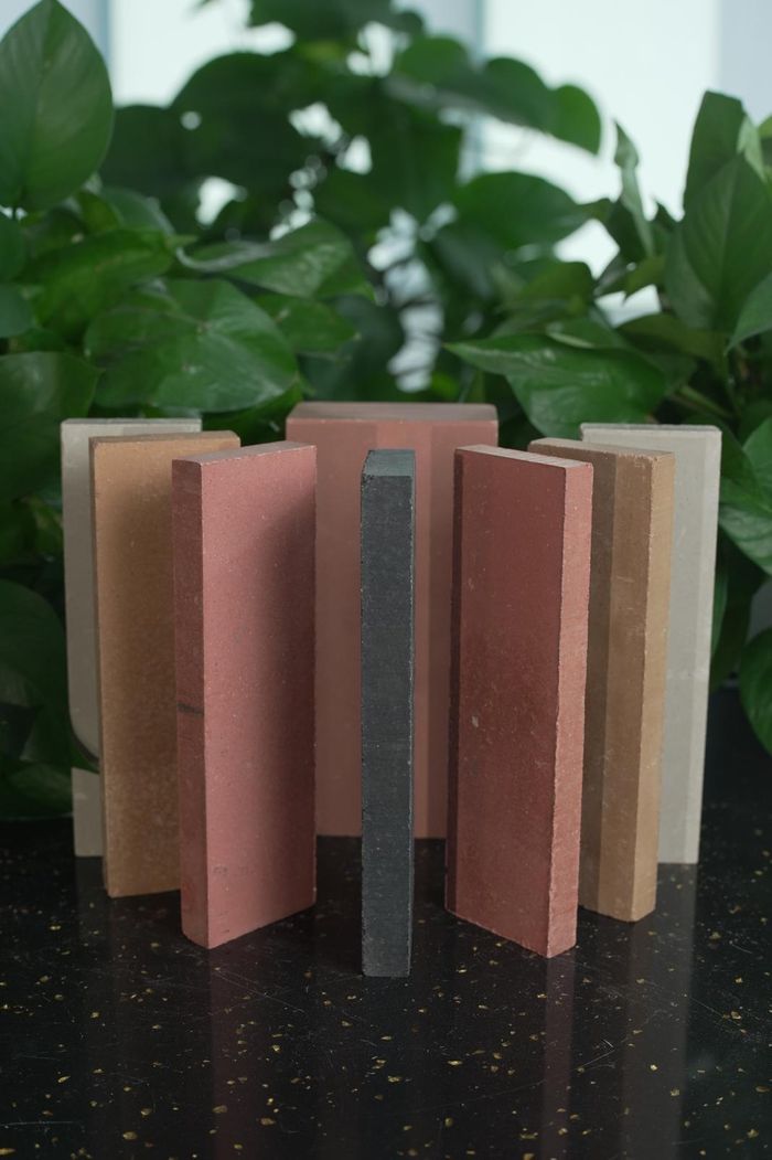 e4E L10 Brickslip