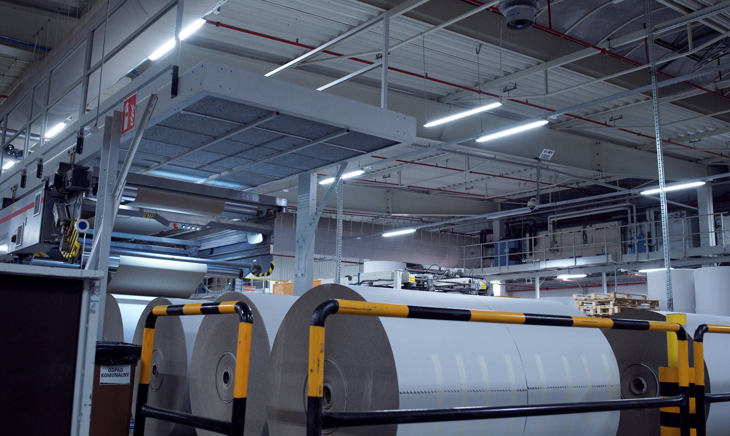 Modern LED lighting in the Offset hall of Werner Kenke