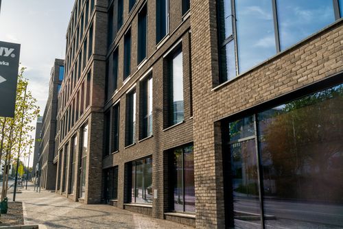 BRICKNOLOGY® – The Fast-Track Mechanical Brick Facade System