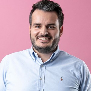 Tomas Hollingsworth - BW: Workplace Experts