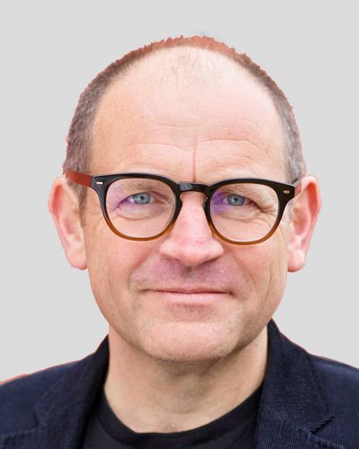 Simon Bayliss - HTA Design