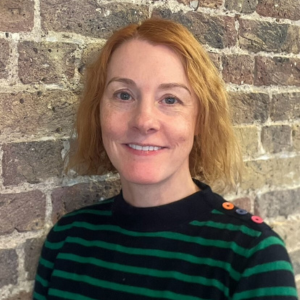 Harriet Scott - Coming Up Roses