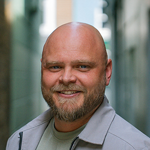 Speaker image for Chris Evans