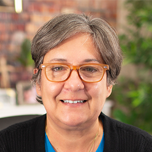 Speaker profile image for Luisa Winters