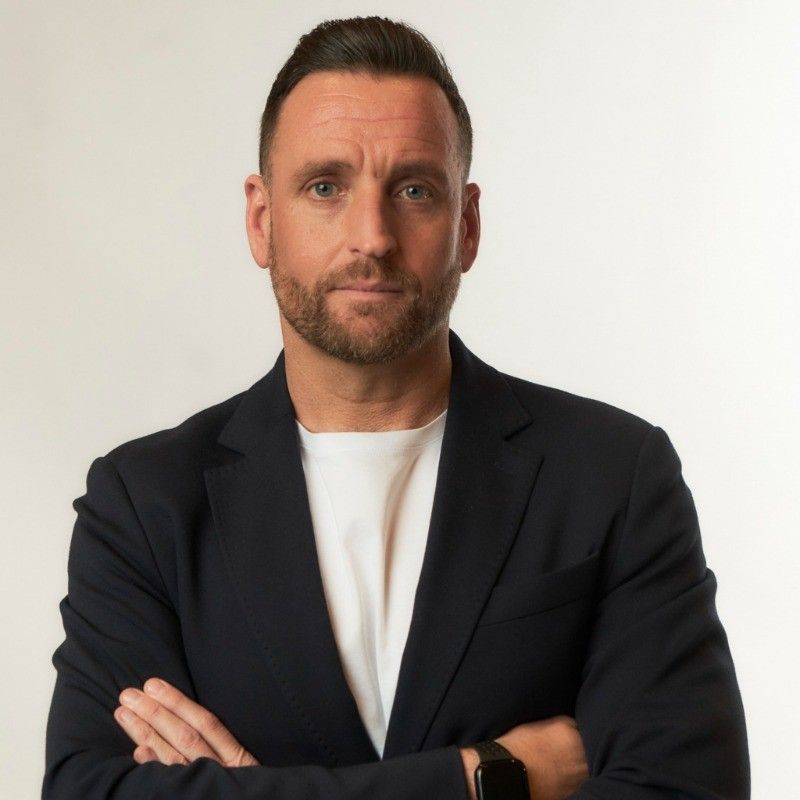 Speaker image for Tom Holmes