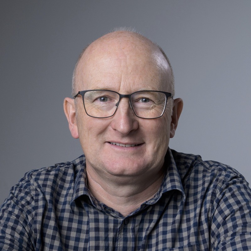 Andrew Rayner