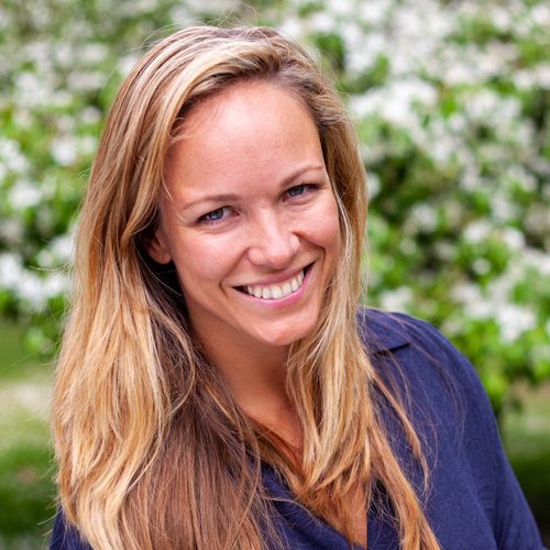 Eline Van Der Velden - Particle6