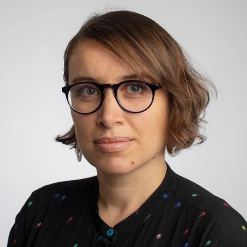 Juliet Riddell - Financial Times
