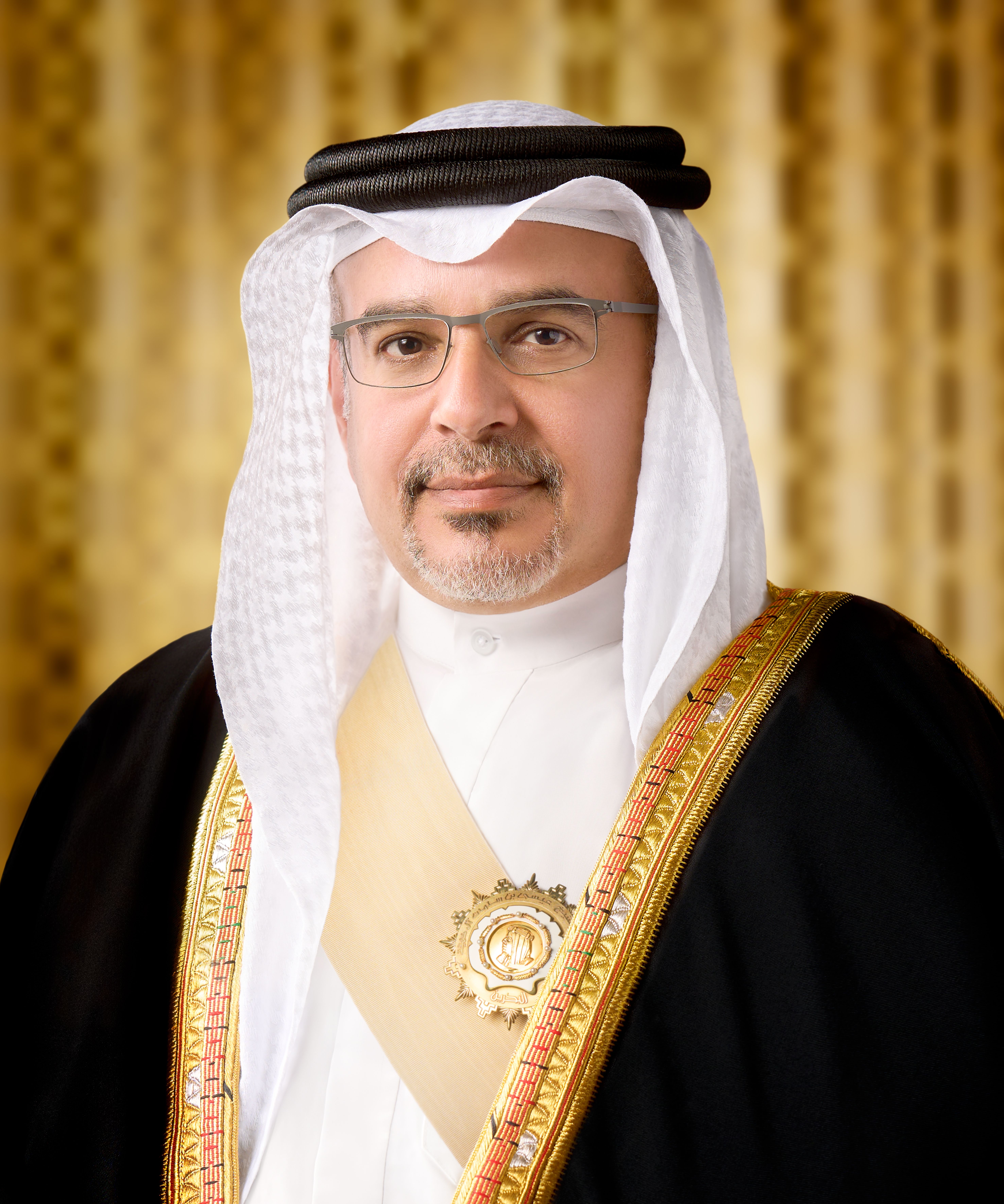 Хамада ибн ису аль халифу. Принц Салман Бин Хамад. Принц Салман Аль Халифа. Hamad Ibn khalifa University.