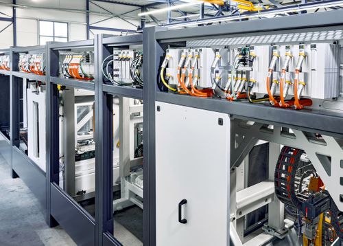 Beckhoff Automation | MX-System for control cabinet-free automation