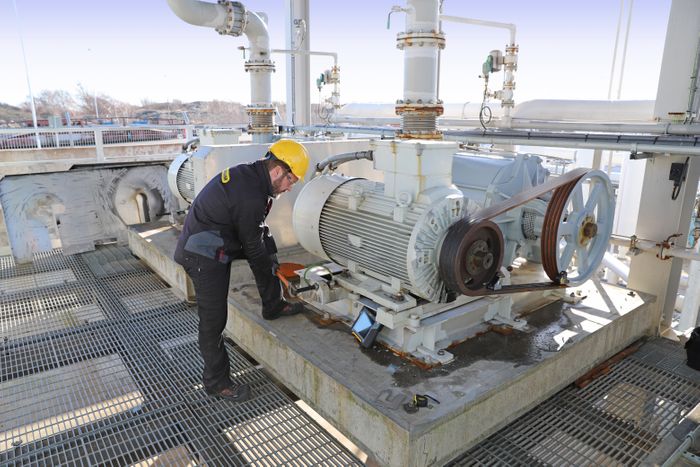 Easy-Laser Shaft and Geometric Alignment Systems