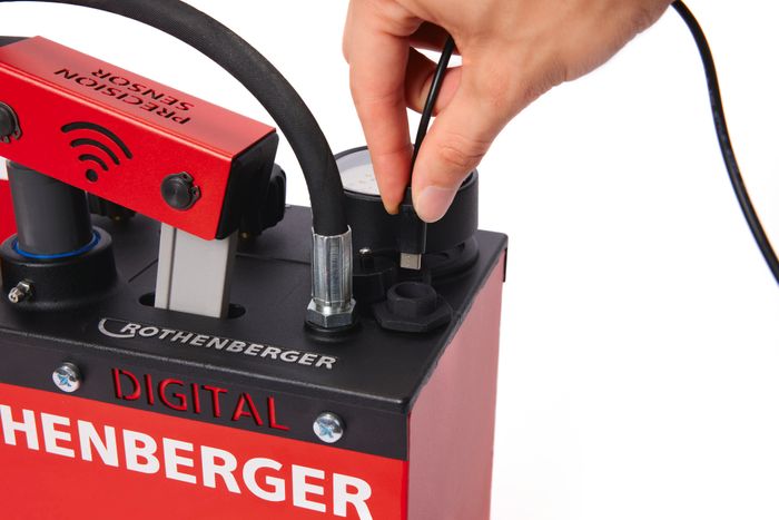 ROTHENBERGER RP 50 DIGITAL PRESSURE TESTING PUMP