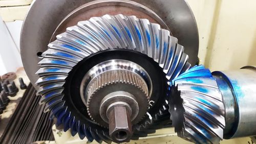 Crown wheel and pinion