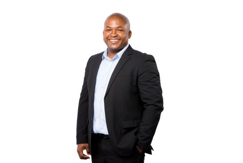 Speaker profile image for Omlele Mmbo