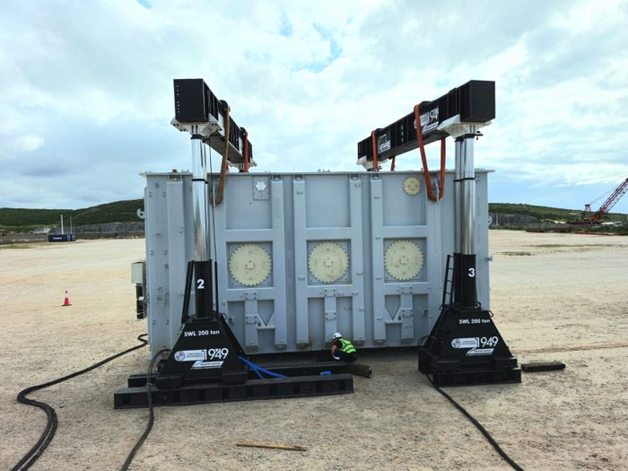 800 tonne hydraulic gantry system 