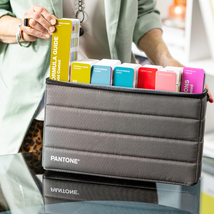 Pantone Portable Guide Studio