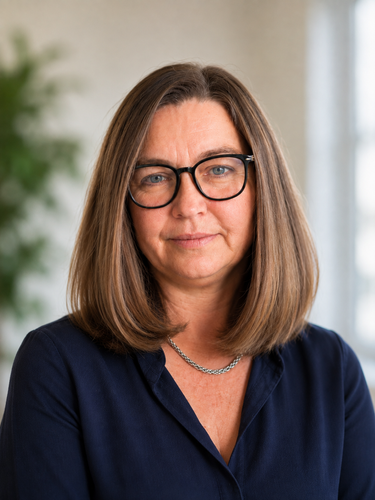 Speaker profile image for Lianne Jones