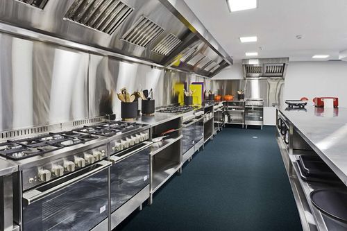 Altro commercial kitchen flooring and wall solutions