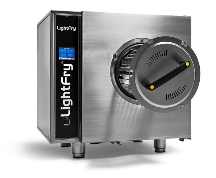 Cracking down on oil costs CuisinEquip expands range with high capacity LightFry