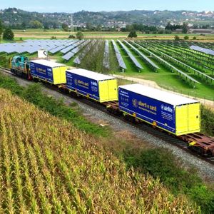 Alberti e Santi invests in 100 new swap bodies: innovation and sustainability at the service of logistics