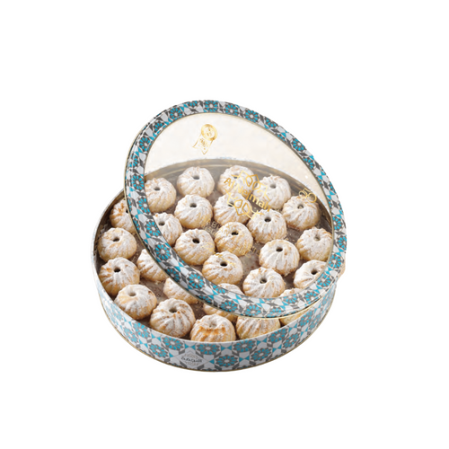 Dates Maamoul with a Hint of Sugar