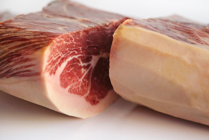 JAMON CEBO 50% IBERICO (NATURAL FEED 50% IBERIAN HAM)