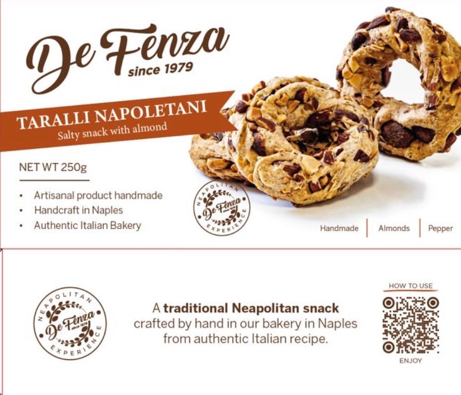 Taralli salty snack with almond