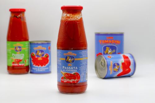 Tomato prducts: Passata, Pelati, Crushed tomato, Polpa pizza, double concentrated