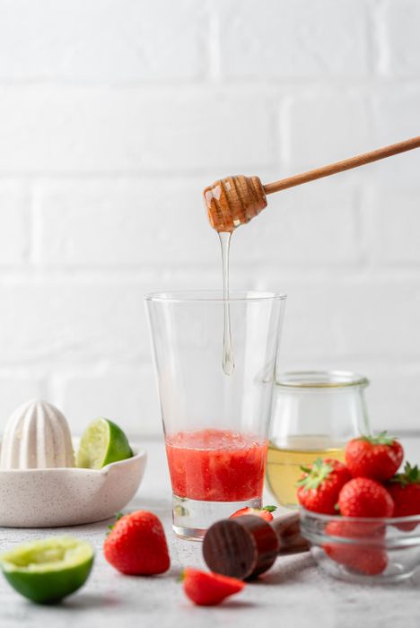Strawberry Popping Boba for bubble tea & food production