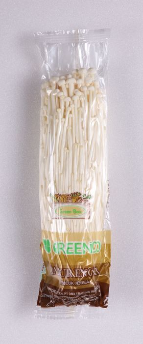 Fresh  Enoki  mushroom