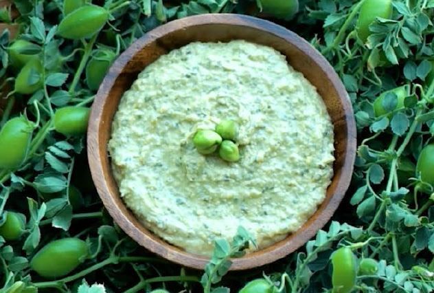 Green Chickpea Hummus