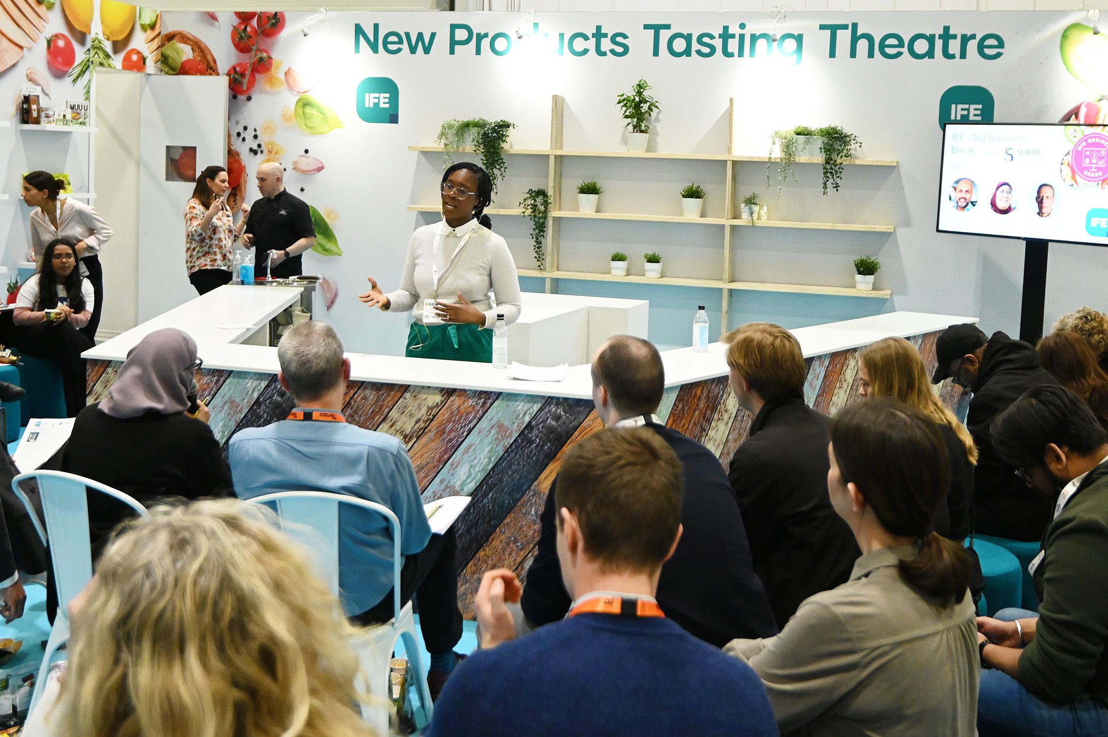 Position your business alongside the latest trends in the food and drink sector