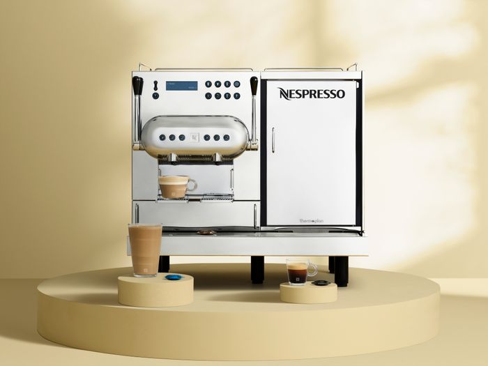 overskæg blåhval parallel Nespresso Aguila 220 - IFE, International Food & Drink Event 2024